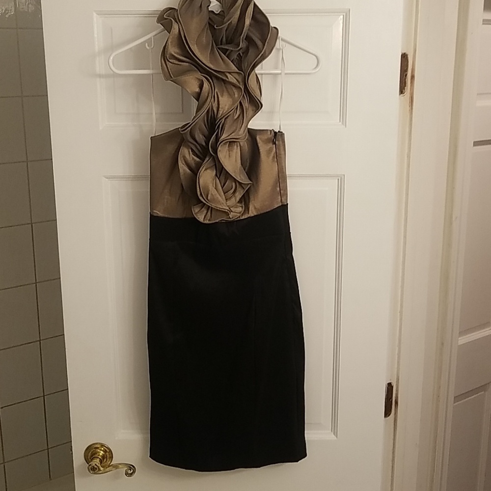 NWOT Va Va Voom Gold Ruffle halter dress